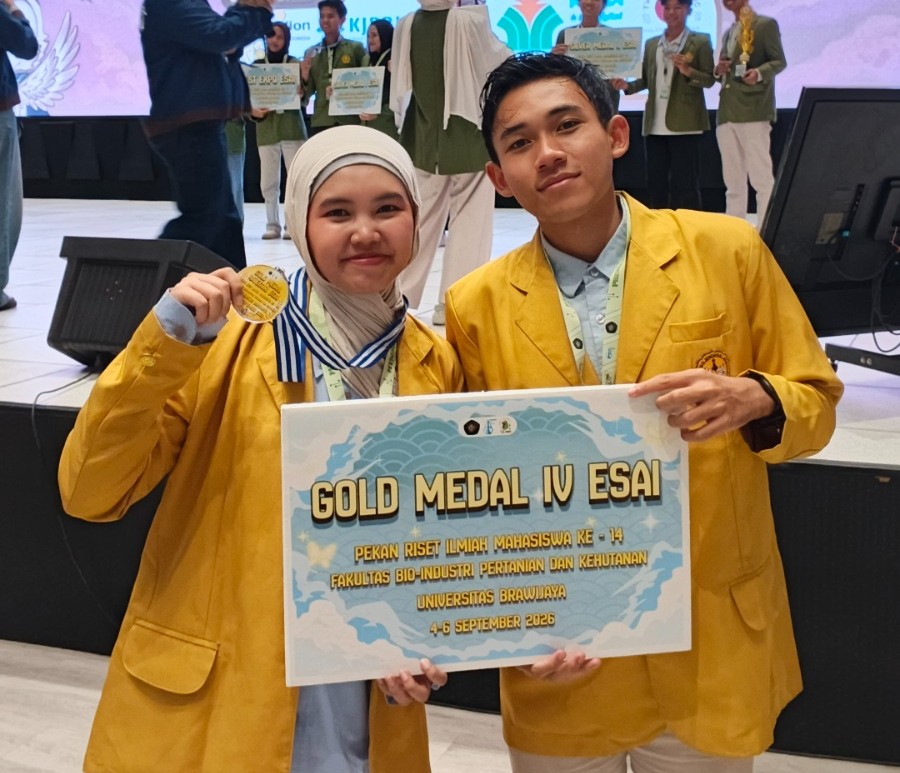 Gold Medal IV Lomba Esai Nasional Pekan Riset Ilmiah Ke - 14 Fakultas Bio-Industri Pertanian dan Kehutanan, Mahasiswa Universitas Brawijaya