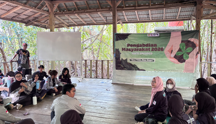 Pengabdian Masyarakat (Mangrove)